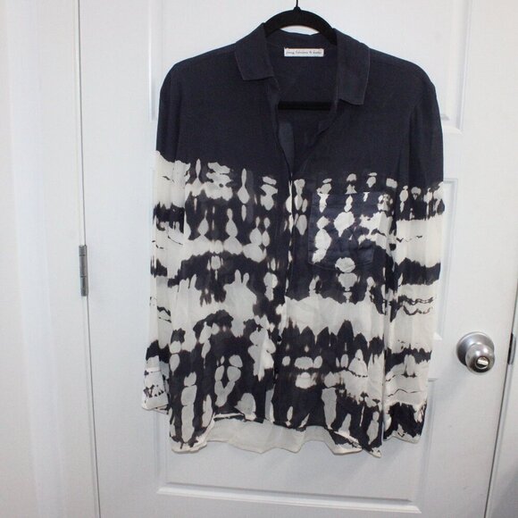 Young Fabulous & Broke Abstract Tie-Dye Button Front Shirt Blouse Size XSmall - Picture 1 of 3